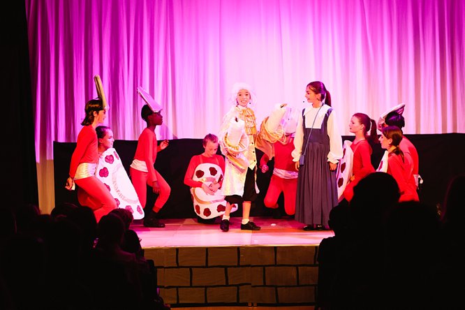 Cathedral School Play July 2017-119