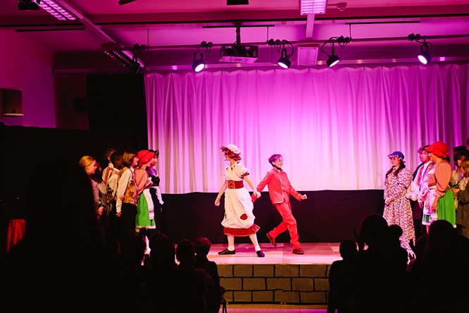 Cathedral School Play July 2017-186