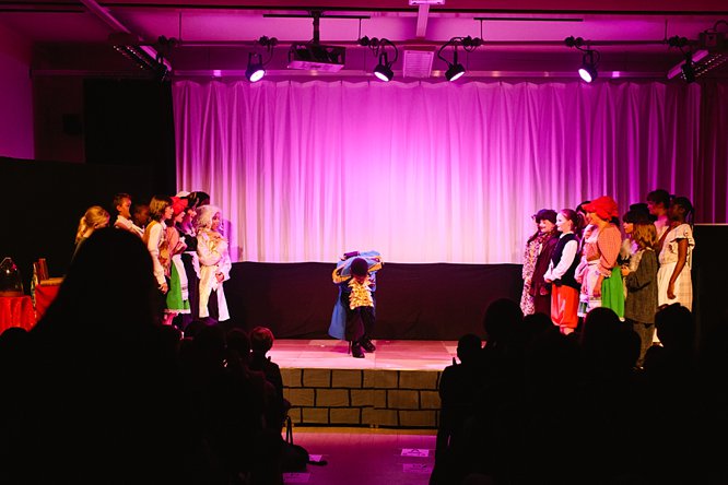 Cathedral School Play July 2017-189