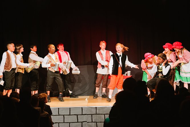 Cathedral School Play July 2017-92